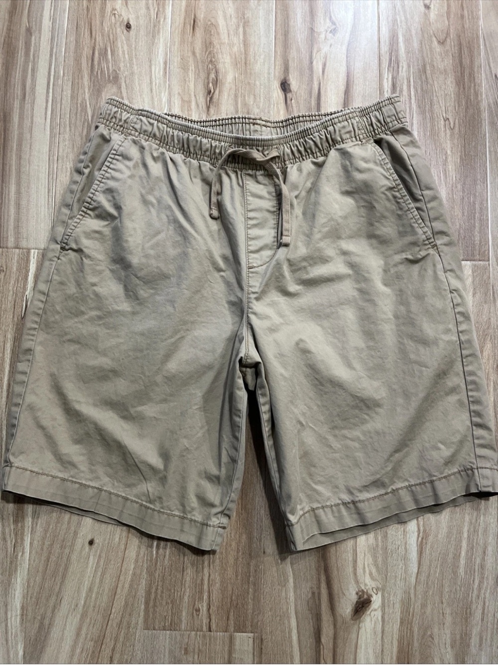 GAP Men's Drawstring Shorts - Khaki